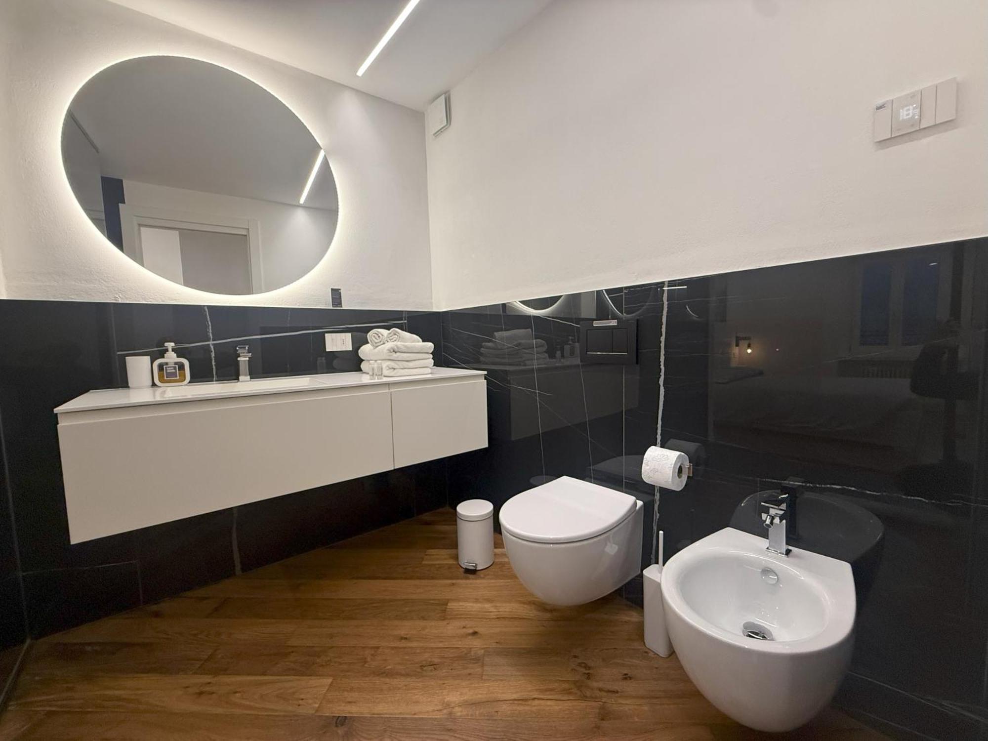 East West Room Арко Екстер'єр фото
